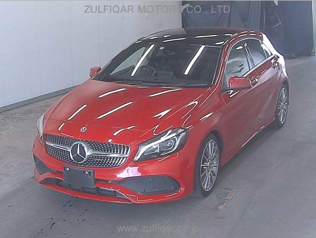 MERCEDES BENZ A CLASS 2018 Image 4