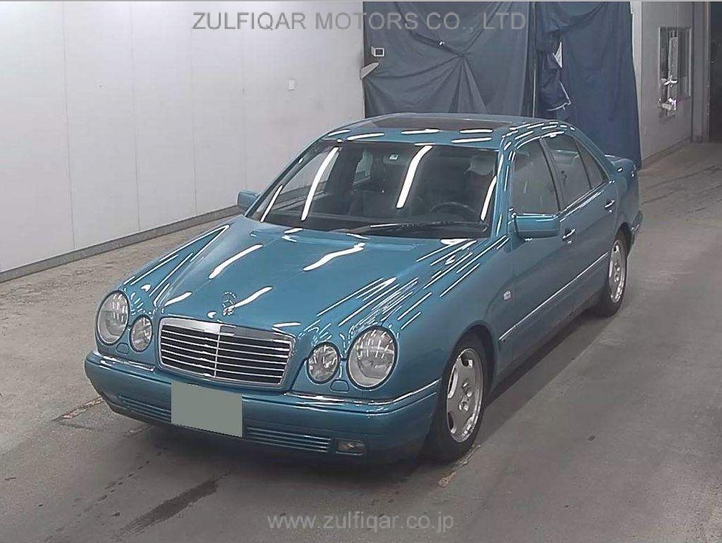 MERCEDES BENZ E CLASS 1999 Image 4