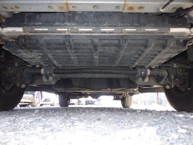 NISSAN NV350 CARAVAN 2018 Image 22