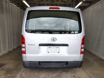 TOYOTA HIACE 2018 Image 3