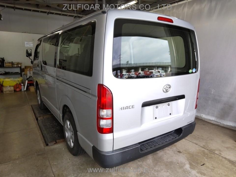 TOYOTA HIACE 2018 Image 4