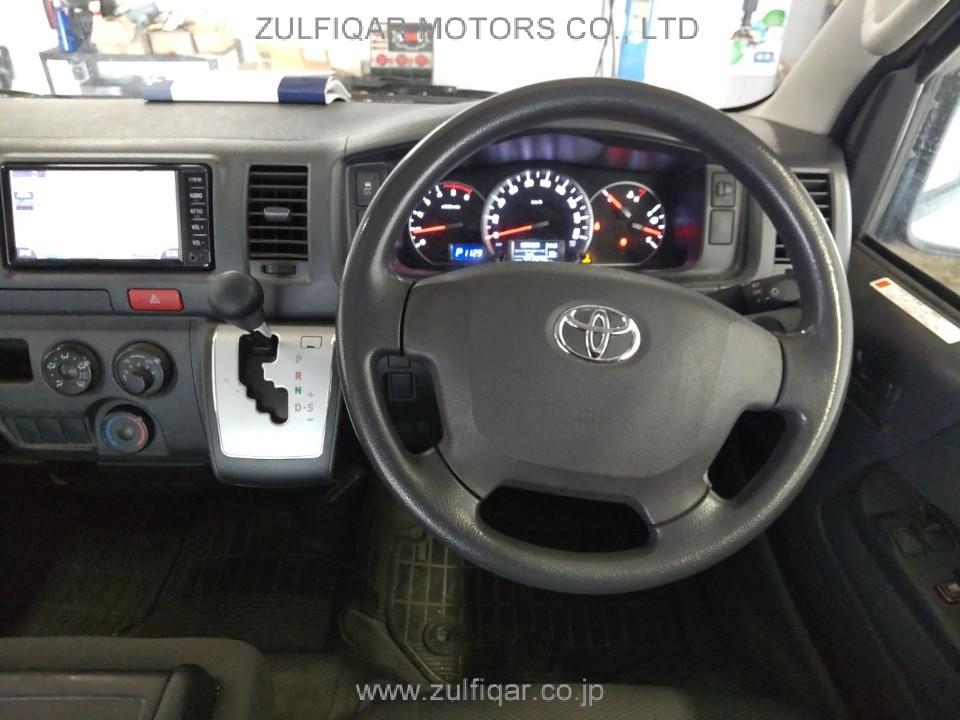 TOYOTA HIACE 2018 Image 8