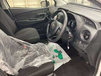 TOYOTA VITZ 2020 Image 5