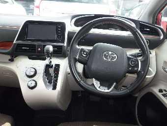 TOYOTA SIENTA 2017 Image 6