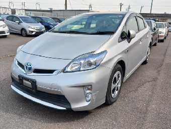 TOYOTA PRIUS PHV 2013 Image 14
