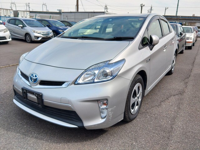 TOYOTA PRIUS PHV 2013 Image 20