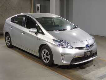 TOYOTA PRIUS PHV 2013 Image 3
