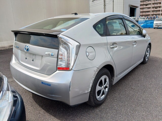 TOYOTA PRIUS PHV 2013 Image 21