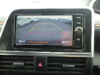 TOYOTA SIENTA 2017 Image 12