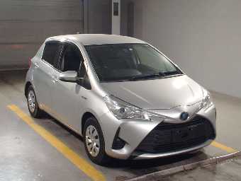 TOYOTA VITZ 2018 Image 3