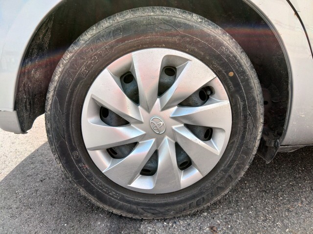 TOYOTA VITZ 2018 Image 22