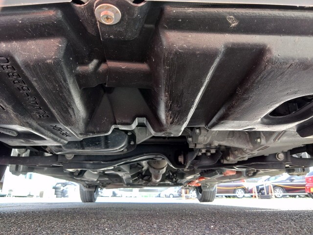 TOYOTA VITZ 2018 Image 25