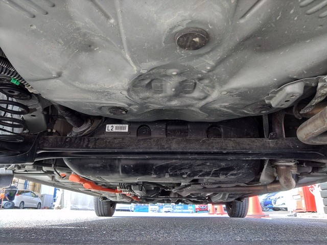 TOYOTA VITZ 2018 Image 26