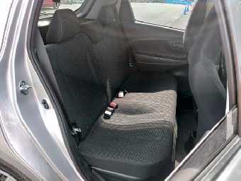 TOYOTA VITZ 2018 Image 10