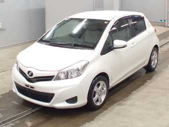 TOYOTA VITZ 2011 Image 1