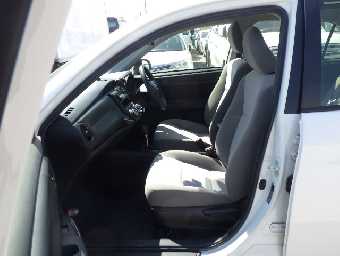 TOYOTA COROLLA AXIO 2017 Image 19