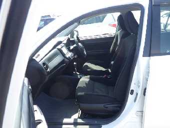 TOYOTA COROLLA AXIO 2018 Image 8