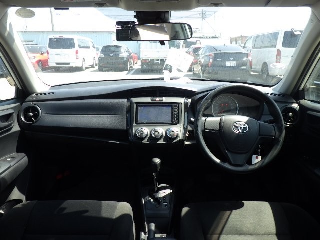 TOYOTA COROLLA AXIO 2018 Image 21