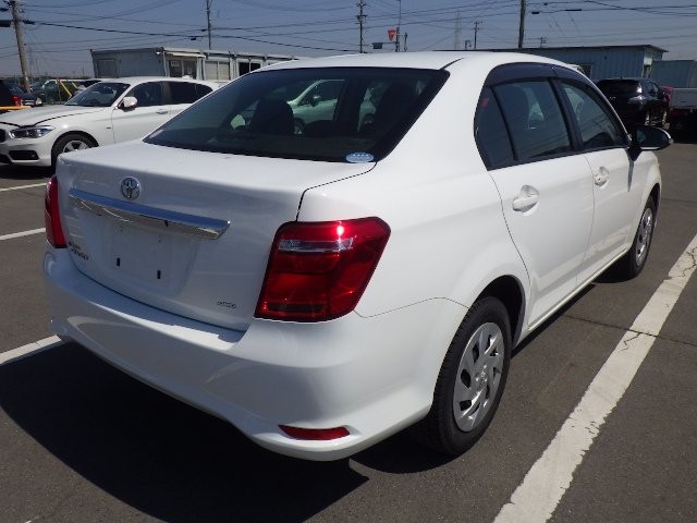 TOYOTA COROLLA AXIO 2018 Image 28