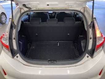 TOYOTA AQUA 2018 Image 7