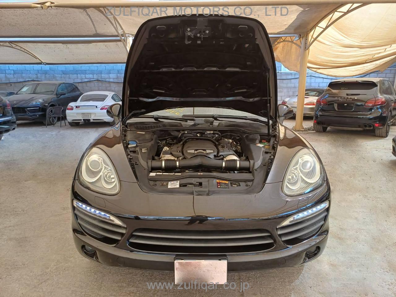 PORSCHE CAYENNE 2010 Image 9