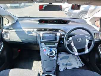 TOYOTA PRIUS PHV 2014 Image 10