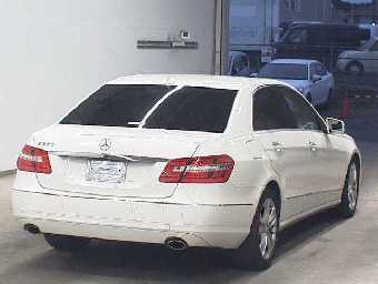 MERCEDES BENZ E CLASS 2010 Image 5