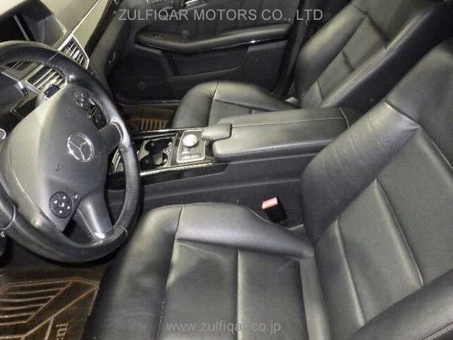 MERCEDES BENZ E CLASS 2010 Image 6