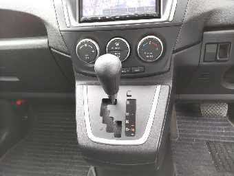 MAZDA PREMACY 2017 Image 10