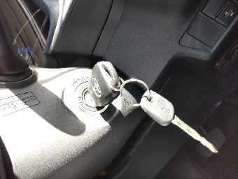 TOYOTA COROLLA AXIO 2015 Image 13