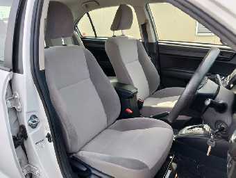 TOYOTA COROLLA AXIO 2015 Image 17