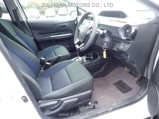 TOYOTA AQUA 2018 Image 5