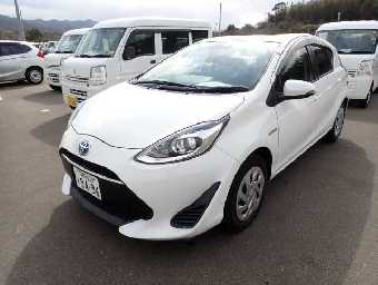 TOYOTA AQUA 2018 Image 1