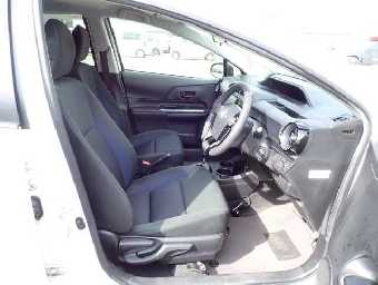 TOYOTA AQUA 2018 Image 5