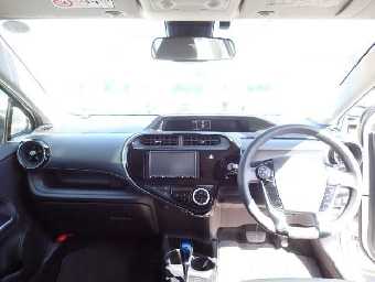 TOYOTA AQUA 2018 Image 3