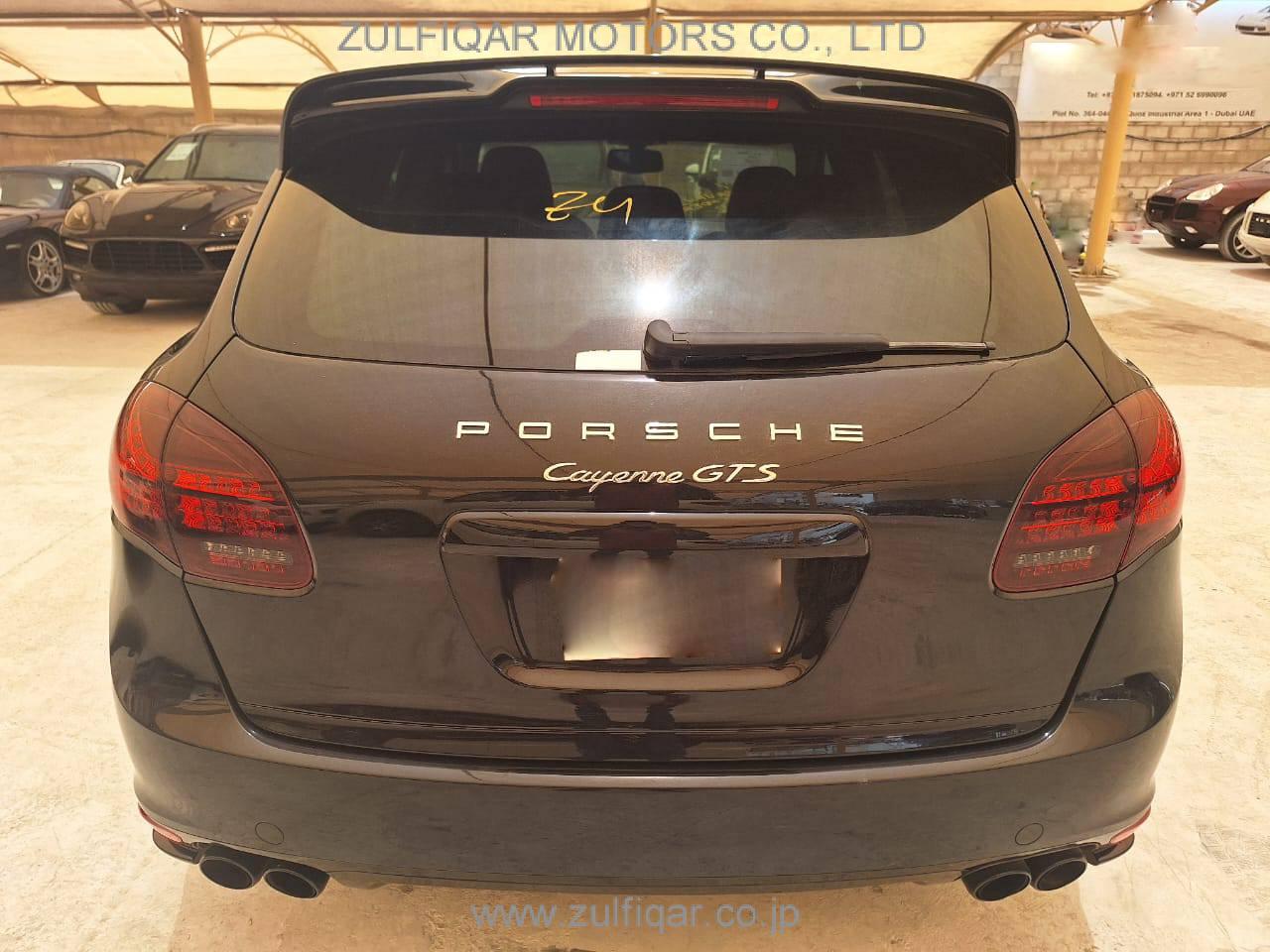 PORSCHE CAYENNE 2012 Image 4