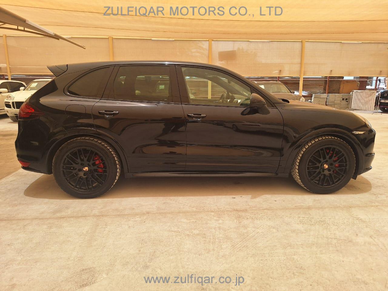 PORSCHE CAYENNE 2012 Image 6