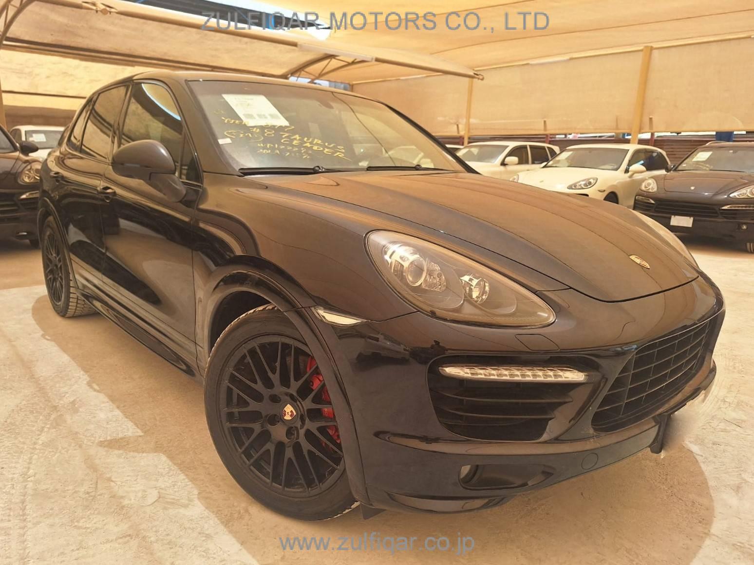 PORSCHE CAYENNE 2012 Image 7