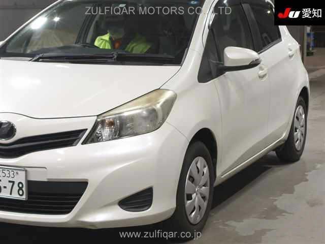 TOYOTA VITZ 2011 Image 7