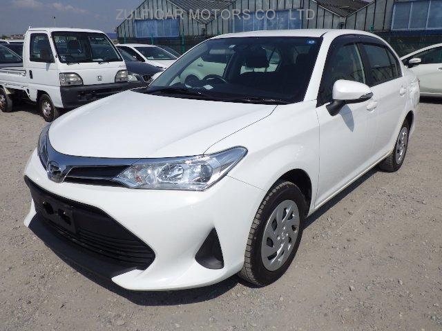 TOYOTA COROLLA AXIO 2018 Image 2