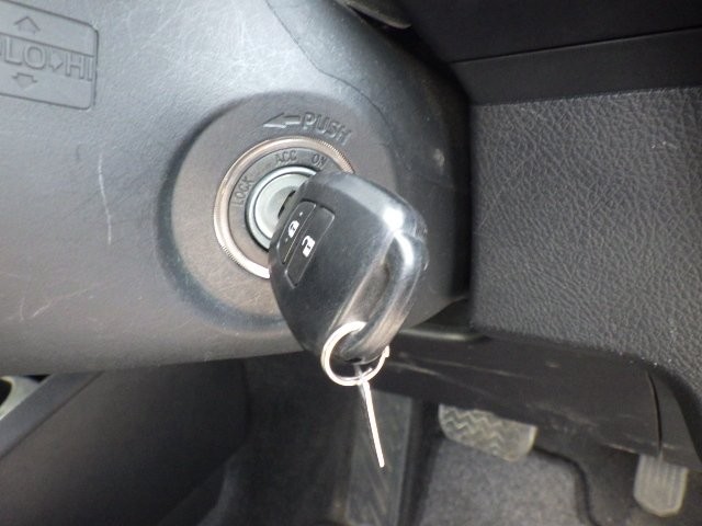 TOYOTA COROLLA AXIO 2018 Image 30