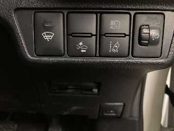 TOYOTA COROLLA AXIO 2018 Image 4