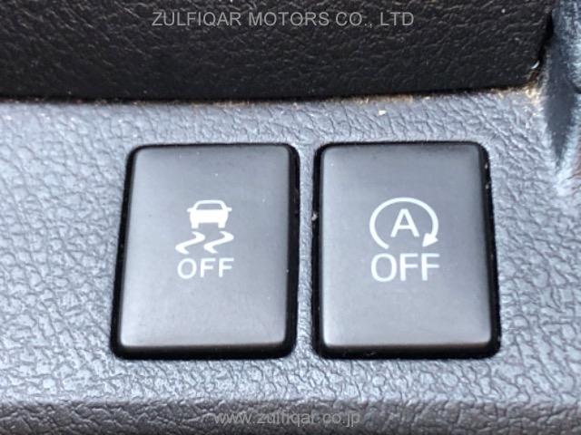 TOYOTA COROLLA AXIO 2019 Image 6