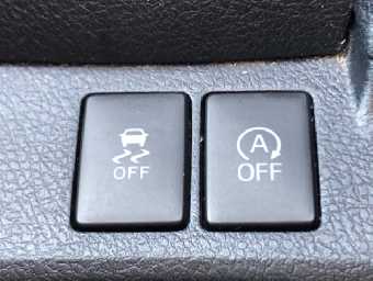 TOYOTA COROLLA AXIO 2019 Image 6