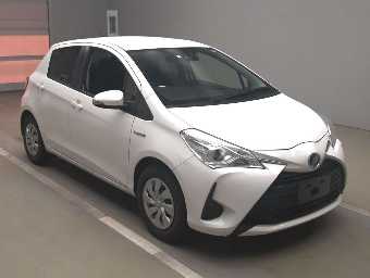 TOYOTA VITZ 2020 Image 3