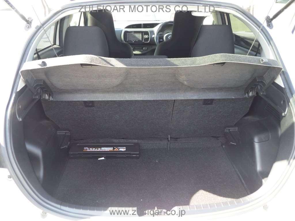 TOYOTA VITZ 2020 Image 8