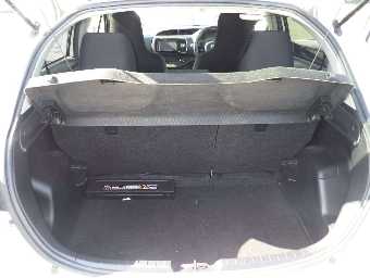 TOYOTA VITZ 2020 Image 8