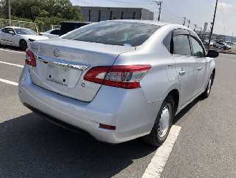 NISSAN SYLPHY 2017 Image 8
