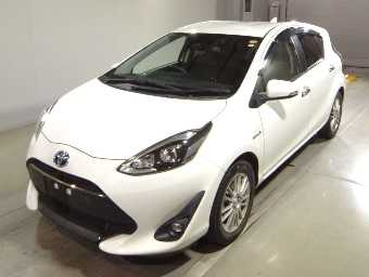 TOYOTA AQUA 2018 Image 1