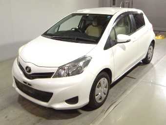 TOYOTA VITZ 2011 Image 1